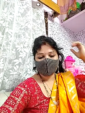 Priyaji7575 online show from March 14, 2:51 pm