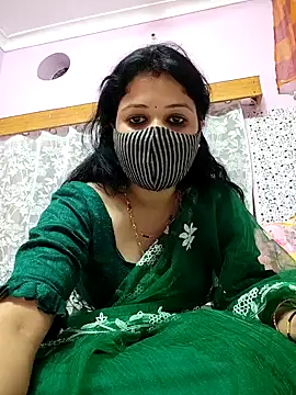 Priyaji7575 online show from February 22, 11:55 am