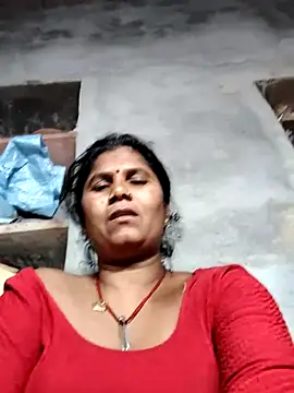 Hot di97 online show from May 5, 7:55 am