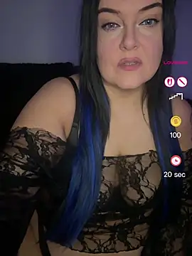 Miss CurvesXXX online show from April 28, 9:29 pm