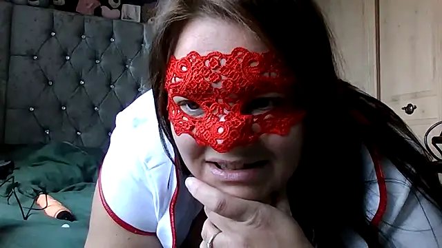 Mr-N-Mrs Smithh online show from March 26, 11:01 am