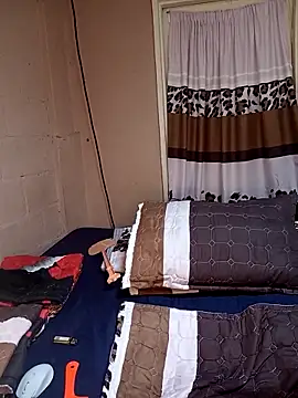 CutieNatz online show from April 16, 6:57 am