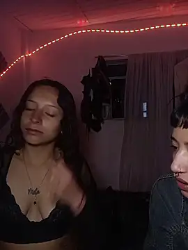 AlexxaAndRileyy online show from June 15, 10:43 pm