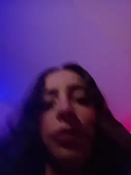 AlexxaAndRileyy online show from June 19, 9:07 pm