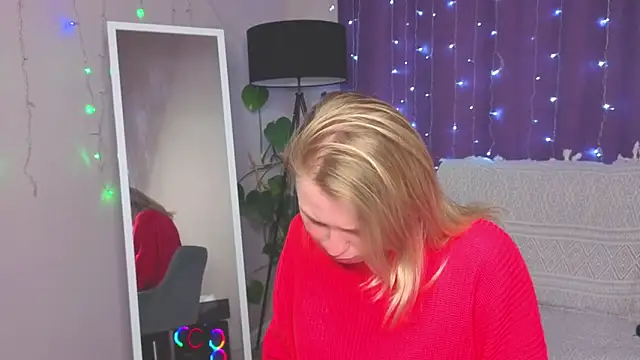 Sweet M1la online show from February 2, 4:55 am