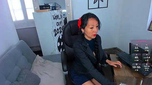 loretta fraser online show from June 18, 12:43 pm