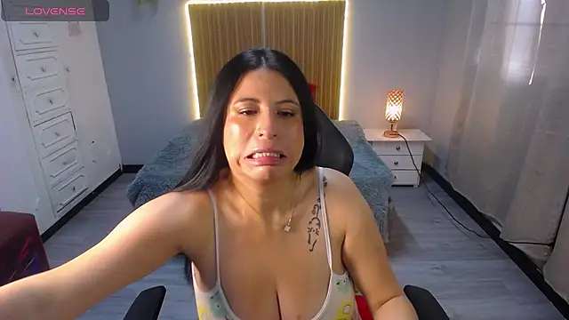 keileen luna online show from February 11, 8:10 pm