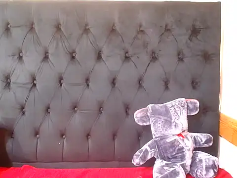 SexyPureFire001 online show from January 15, 4:02 pm