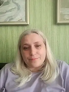 NyushaLollipop online show from May 7, 10:41 am