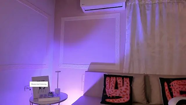 liaamoon  online show from February 17, 12:15 pm