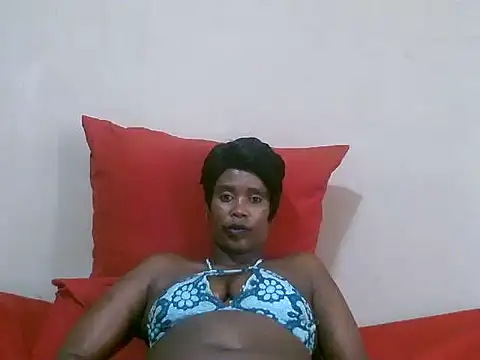 SEXYCURVYTALLY online show from March 6, 1:28 pm