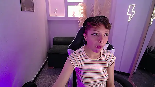 melodyy as online show from January 16, 1:51 pm