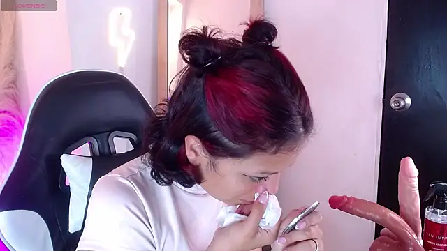 melodyy as online show from July 8, 1:35 pm