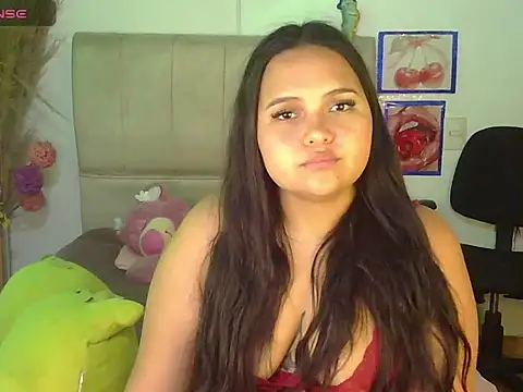 chloe  fox online show from February 17, 1:43 pm