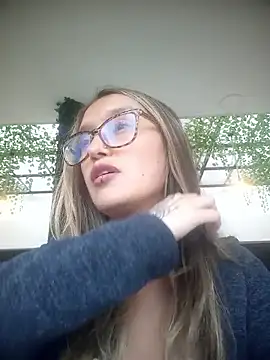 Karla-giraldo 1 online show from March 18, 9:53 pm