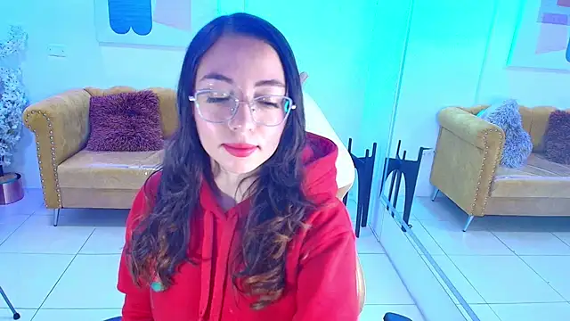 Veronica miiller online show from May 4, 6:12 pm