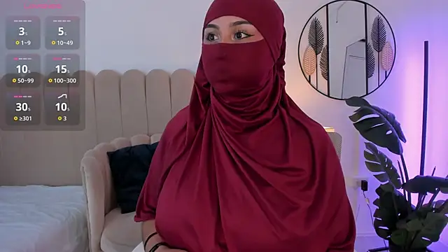  Amirah online show from August 4, 7:31 pm