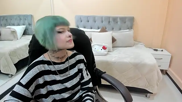 Bela Craxkerr online show from March 6, 1:17 pm