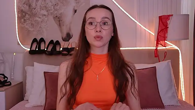 Emily Simon online show from July 1, 11:10 am