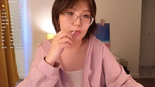 nullgirl online show from July 20, 4:04 am