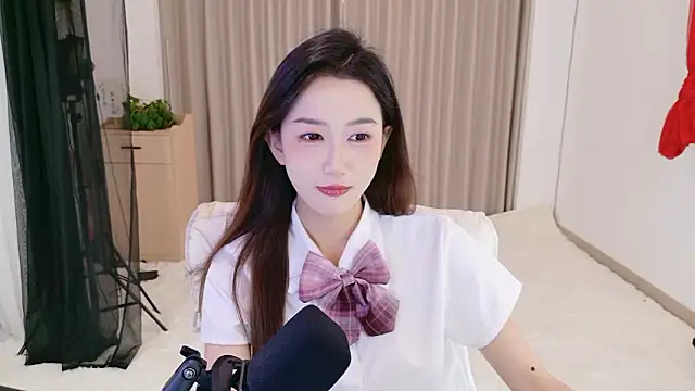 Dancing-Coco12 online show from March 5, 3:57 am