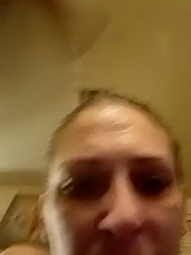 LadySn0w26 online show from February 2, 2:32 am