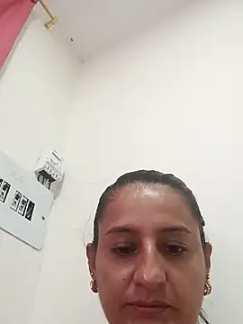 Luna seductora12 online show from February 20, 11:45 am