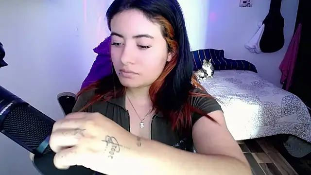 DakotaMoonn online show from March 14, 3:02 pm