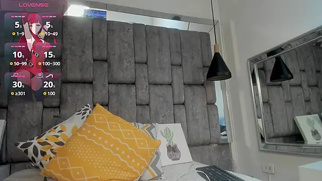 JenniQ69 online show from June 23, 8:07 pm