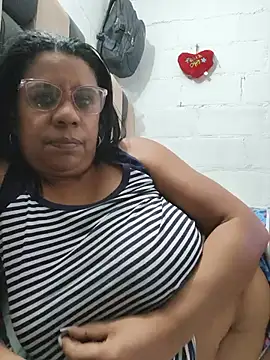 Zeyllyjhonson online show from July 25, 2:40 am