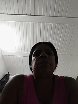 Zeyllyjhonson online show from July 14, 11:59 am