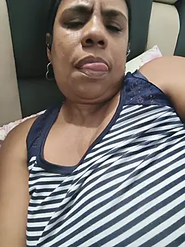 Zeyllyjhonson online show from June 11, 3:03 am