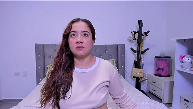 naive natty10 online show from February 12, 10:11 pm