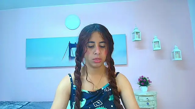 scarlett clyde online show from July 30, 12:39 pm