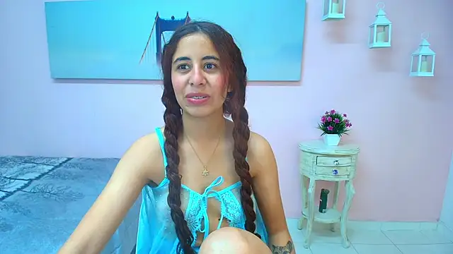scarlett clyde online show from July 29, 12:38 pm