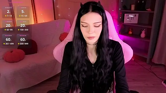 Kelly  Bunny online show from April 22, 5:59 am