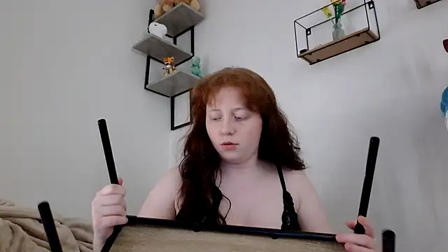 snowcrimson online show from March 18, 11:10 pm