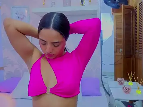 Emma Thompssonn online show from March 2, 12:01 pm