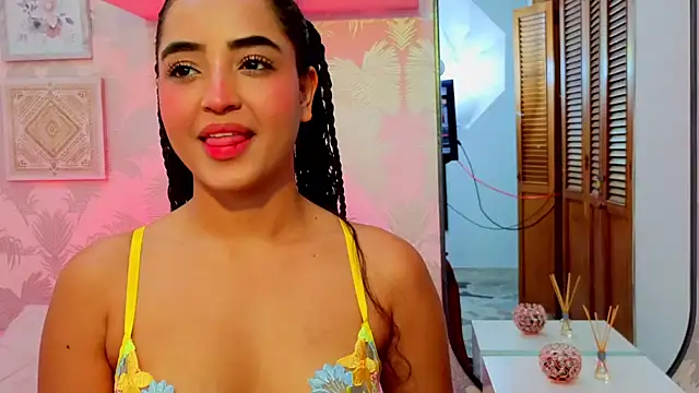 Emma Thompssonn online show from July 23, 12:13 pm
