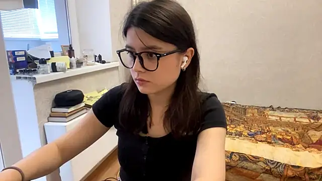 SaintMari online show from July 14, 2:33 pm