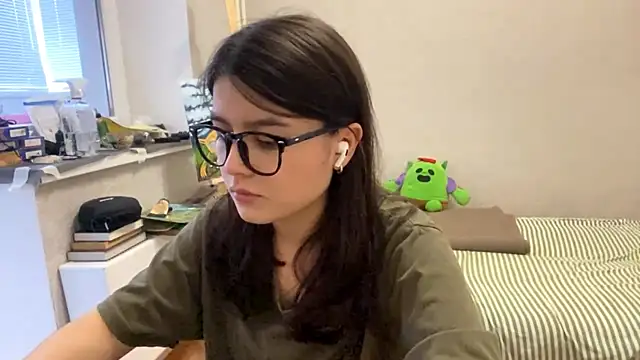 SaintMari online show from July 31, 2:18 pm