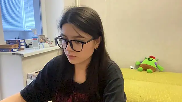 SaintMari online show from June 21, 2:43 pm