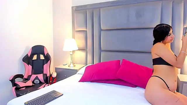KendalFoxx online show from July 1, 12:37 pm