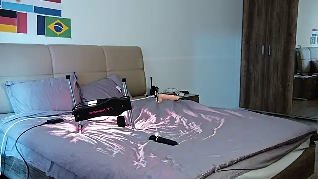 LilianBliss online show from July 6, 9:36 am