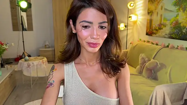 AyanaLys online show from July 8, 3:25 pm