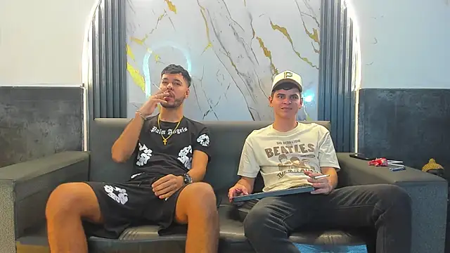 Angel Villareal online show from March 16, 4:26 am