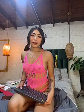 sophia willliamss online show from February 25, 1:20 pm