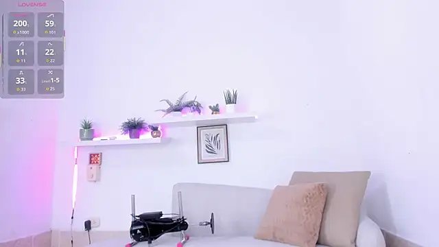 Amira Alzahra online show from July 28, 4:51 pm