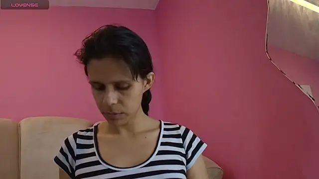 mitzukywinteer online show from July 29, 9:48 pm
