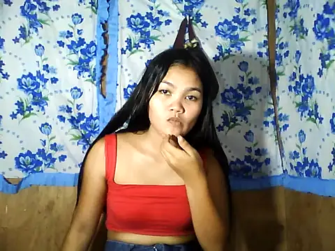 PinaySkinnyJust18 online show from April 29, 2:37 am